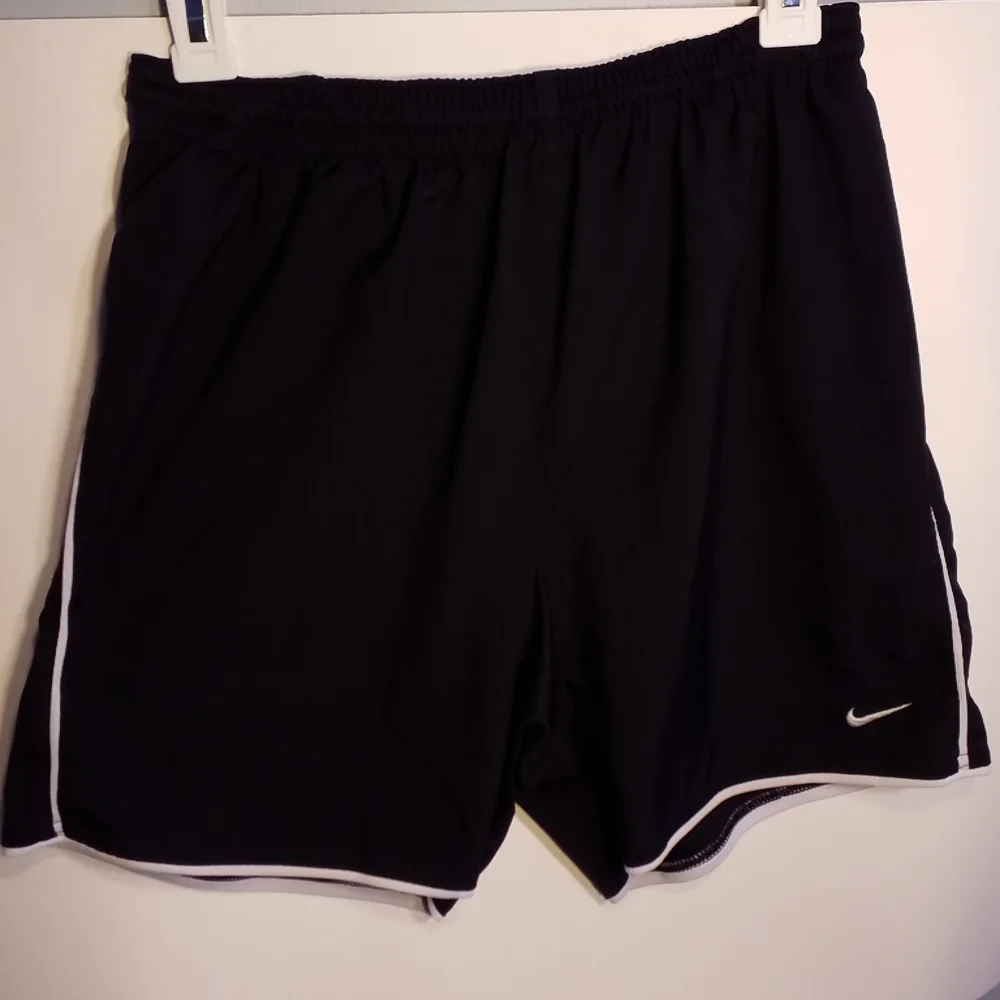 3/$15 NIKE ATHLETIC SHORTS XL